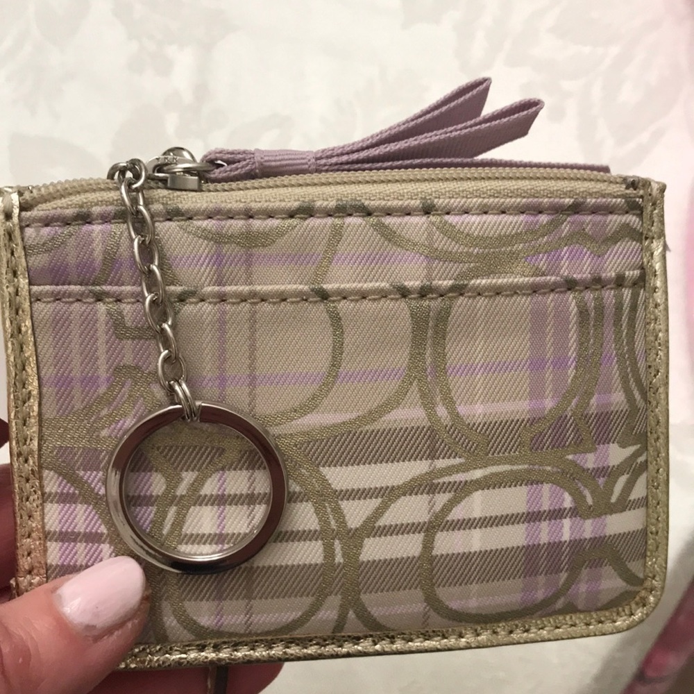 COACH zippered change purse/key chain - Picture 5 of 6